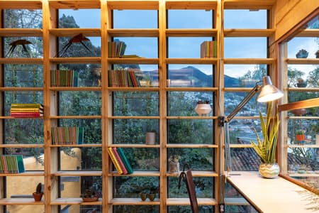 CUARTO EN EL AIRE / ROOM IN THE AIR